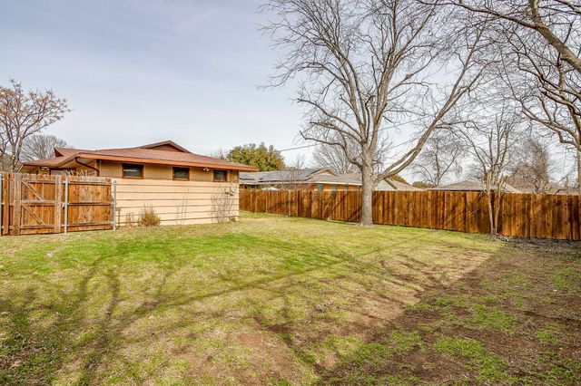 4737 Houghton Avenue, Fort Worth, TX 76107