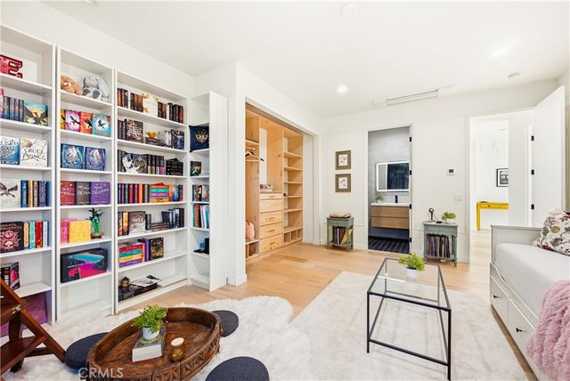 976 Ranch House, Westlake Village, CA 91361