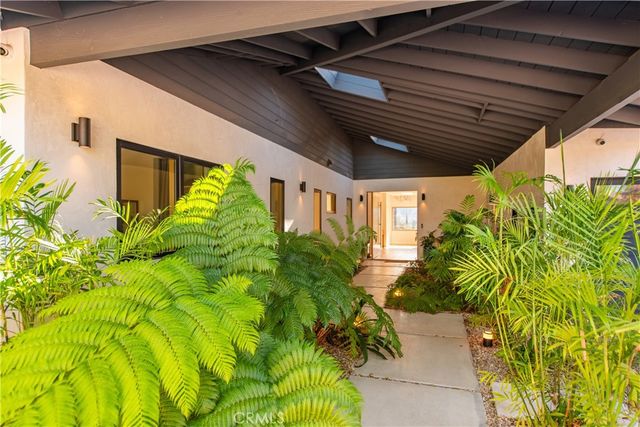 976 Ranch House, Westlake Village, CA 91361