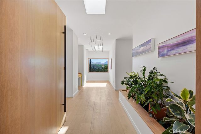 976 Ranch House, Westlake Village, CA 91361