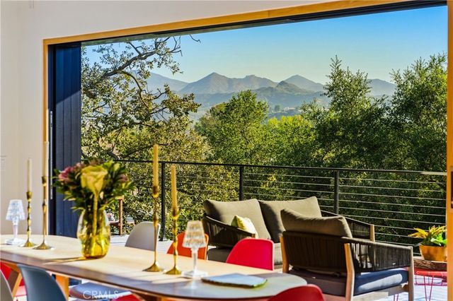 976 Ranch House, Westlake Village, CA 91361