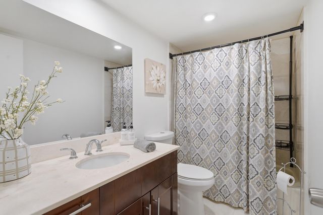 825 Egret Circle Unit 104, Delray Beach, FL 33444