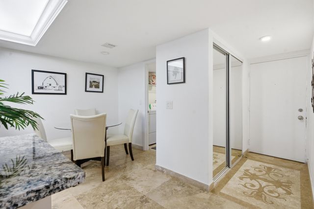 825 Egret Circle Unit 104, Delray Beach, FL 33444