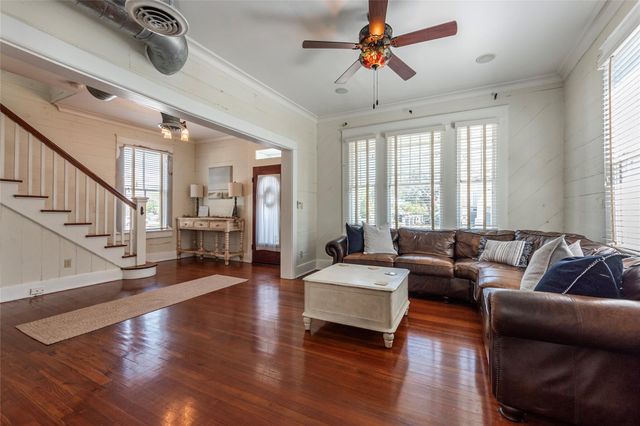 801 13th Street, Galveston, TX 77550