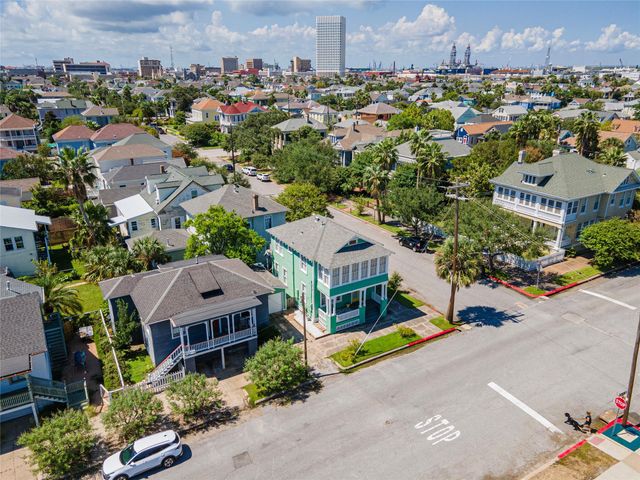801 13th Street, Galveston, TX 77550