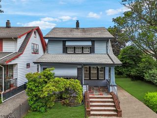 24 6Th Ave, Clifton City, NJ 07011