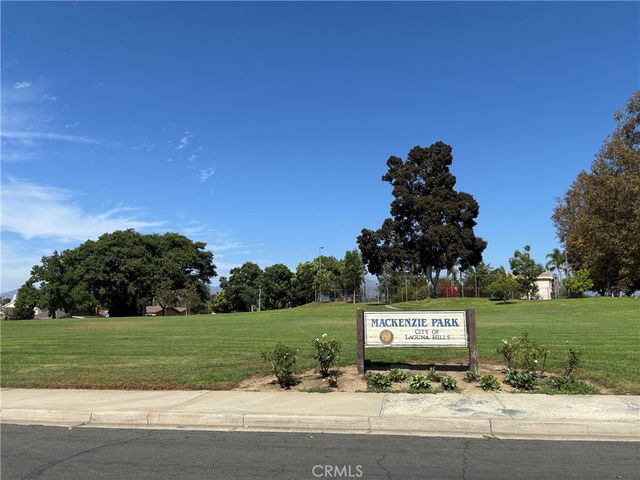 25102 La Suen Road, Laguna Hills, CA 92653