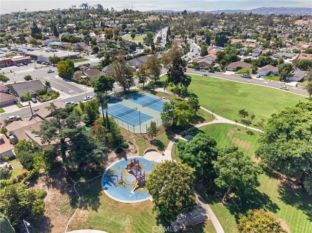25102 La Suen Road, Laguna Hills, CA 92653