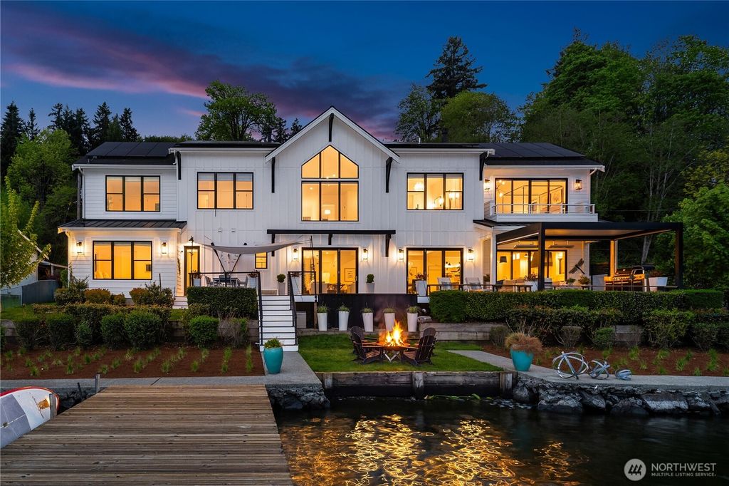 4233 E Lake Sammamish Shore Lane SE, Sammamish, WA 98075