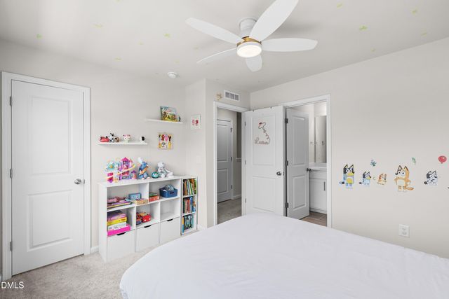 455 Deercroft Drive, Apex, NC 27539