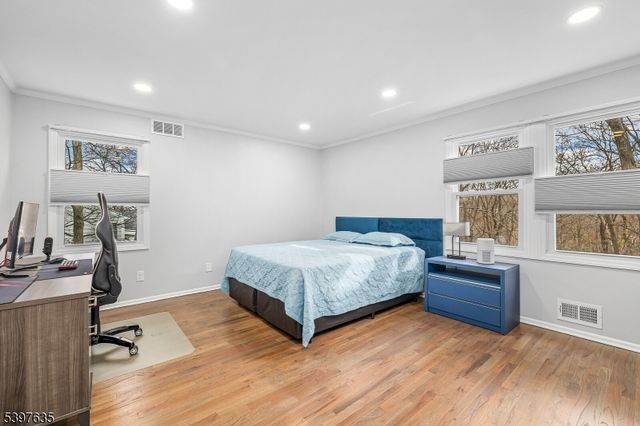 22 Stockade Rd, Warren Twp., NJ 07059