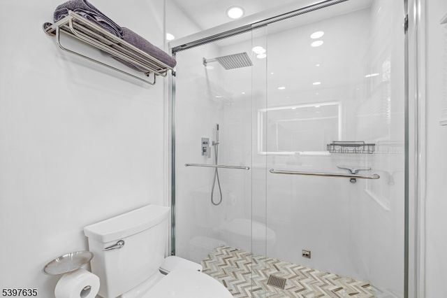 22 Stockade Rd, Warren Twp., NJ 07059