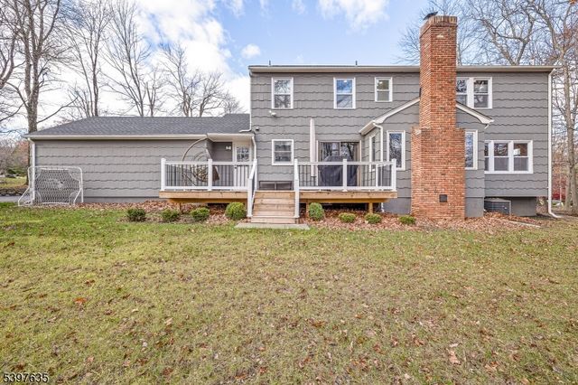 22 Stockade Rd, Warren Twp., NJ 07059