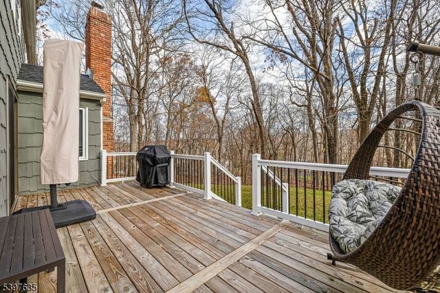 22 Stockade Rd, Warren Twp., NJ 07059