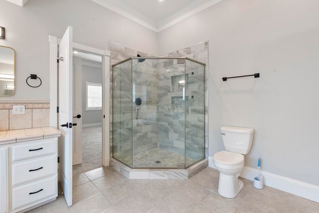 100 Plantation Ln, Batesville, AR 72501