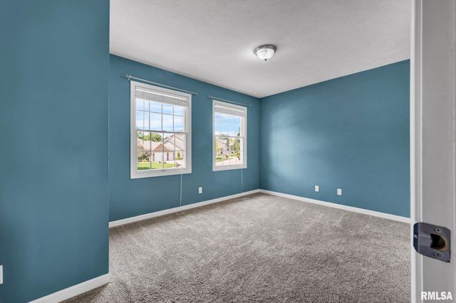 610 S BRECKENRIDGE Drive, Dunlap, IL 61525
