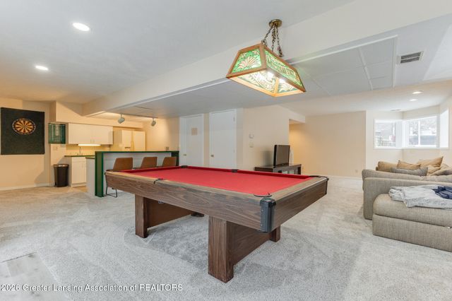 6101 Oak Park Trail, Haslett, MI 48840