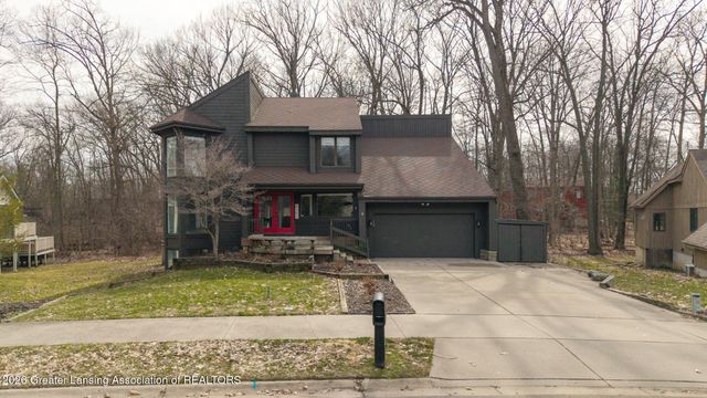 6101 Oak Park Trail, Haslett, MI 48840