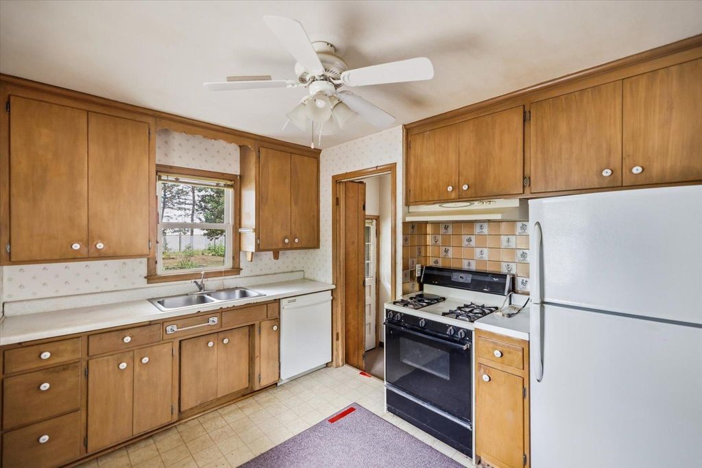 8680 Granada Avenue S, Cottage Grove, MN 55016 — photo 2