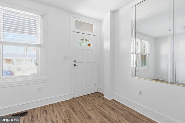 211 E POPLAR ST, Norristown, PA 19401