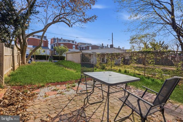 211 E POPLAR ST, Norristown, PA 19401