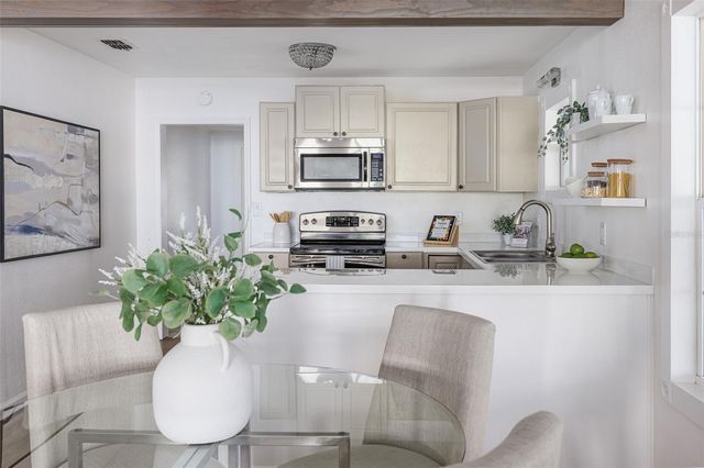 516 WALNUT STREET, Auburndale, FL 33823