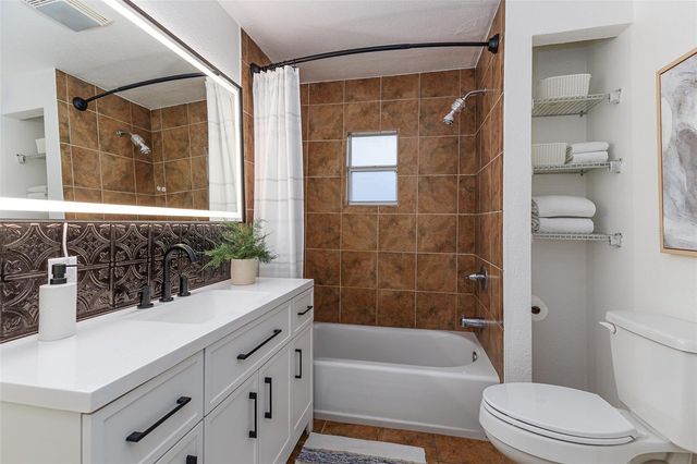 516 WALNUT STREET, Auburndale, FL 33823