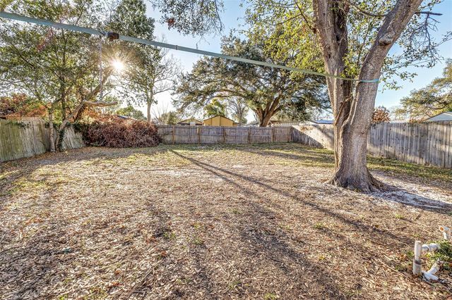 516 WALNUT STREET, Auburndale, FL 33823