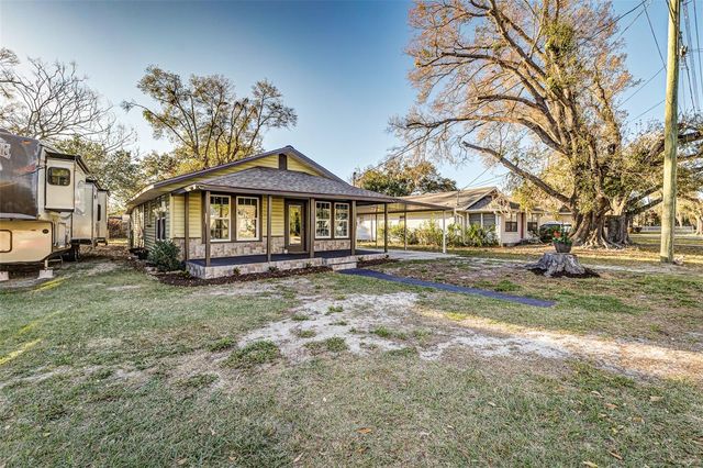 516 WALNUT STREET, Auburndale, FL 33823