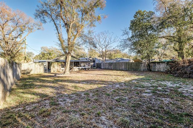 516 WALNUT STREET, Auburndale, FL 33823