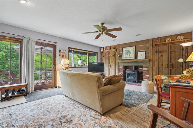 146 Habant Road, Amherst, OH 44001