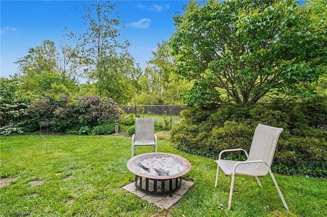 146 Habant Road, Amherst, OH 44001