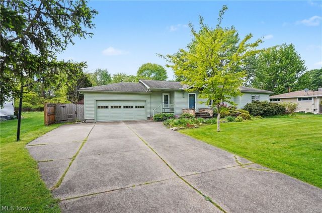146 Habant Road, Amherst, OH 44001