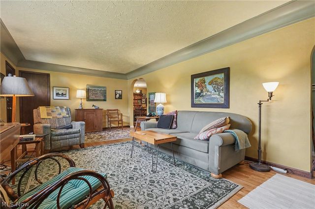 146 Habant Road, Amherst, OH 44001