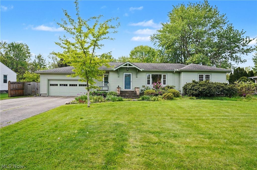 146 Habant Road, Amherst, OH 44001