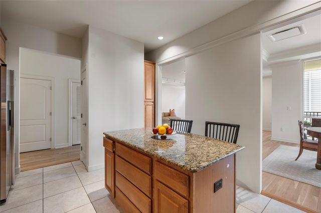 511 S Post Oak Lane 5D, Houston, TX 77056