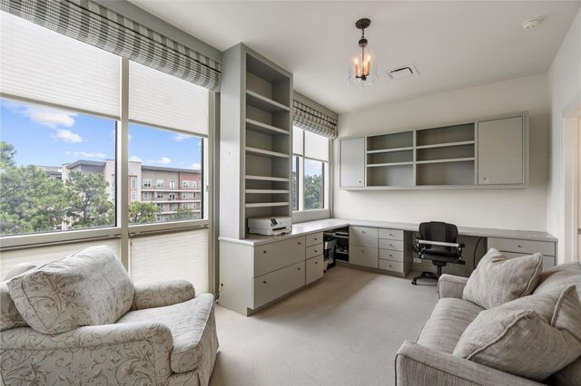 511 S Post Oak Lane 5D, Houston, TX 77056