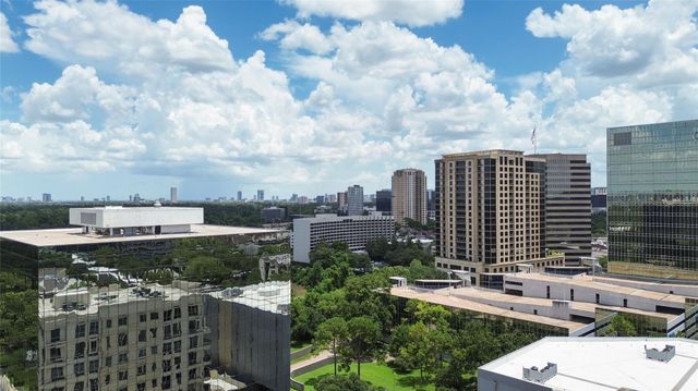 511 S Post Oak Lane 5D, Houston, TX 77056