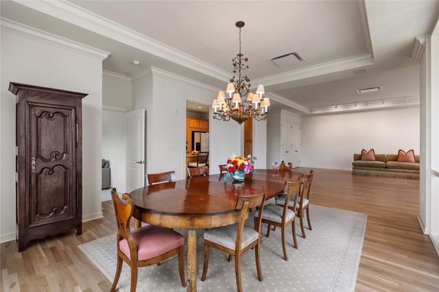 511 S Post Oak Lane 5D, Houston, TX 77056