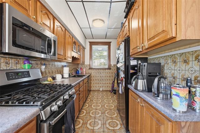 2859 Broadway Ave, Dormont, PA 15216