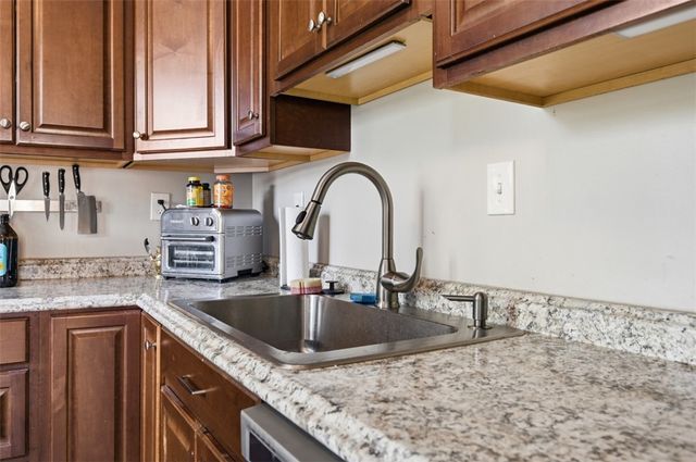 2859 Broadway Ave, Dormont, PA 15216