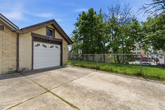 2859 Broadway Ave, Dormont, PA 15216