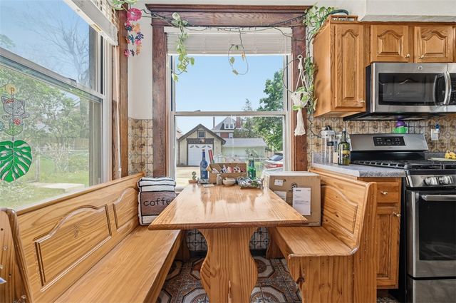 2859 Broadway Ave, Dormont, PA 15216