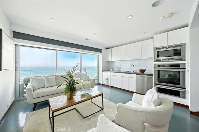 11892 Beach Club Way, Malibu, CA 90265