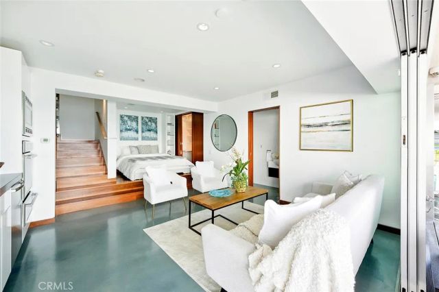 11892 Beach Club Way, Malibu, CA 90265