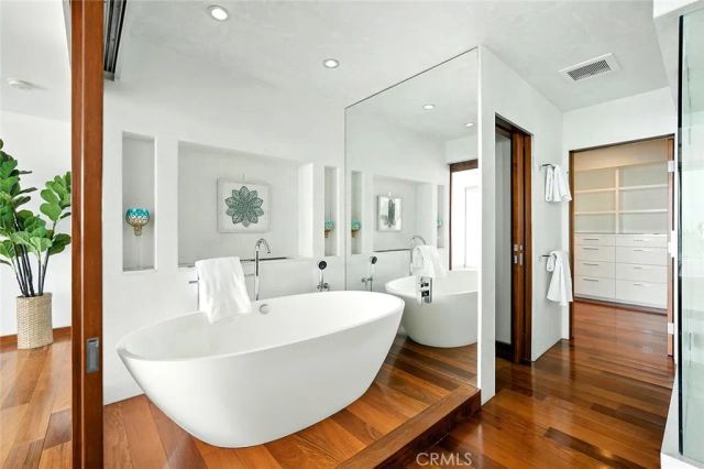 11892 Beach Club Way, Malibu, CA 90265