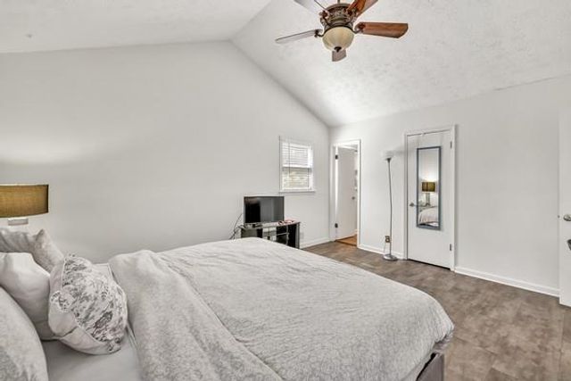 1763 Hearth Stone Circle, Lawrenceville, GA 30043