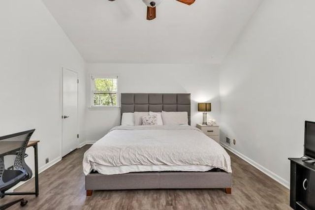 1763 Hearth Stone Circle, Lawrenceville, GA 30043