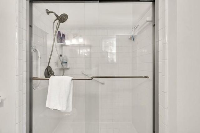 1763 Hearth Stone Circle, Lawrenceville, GA 30043