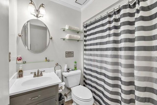 1763 Hearth Stone Circle, Lawrenceville, GA 30043